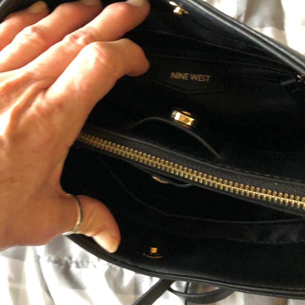 Purse - Picture 6 of 6